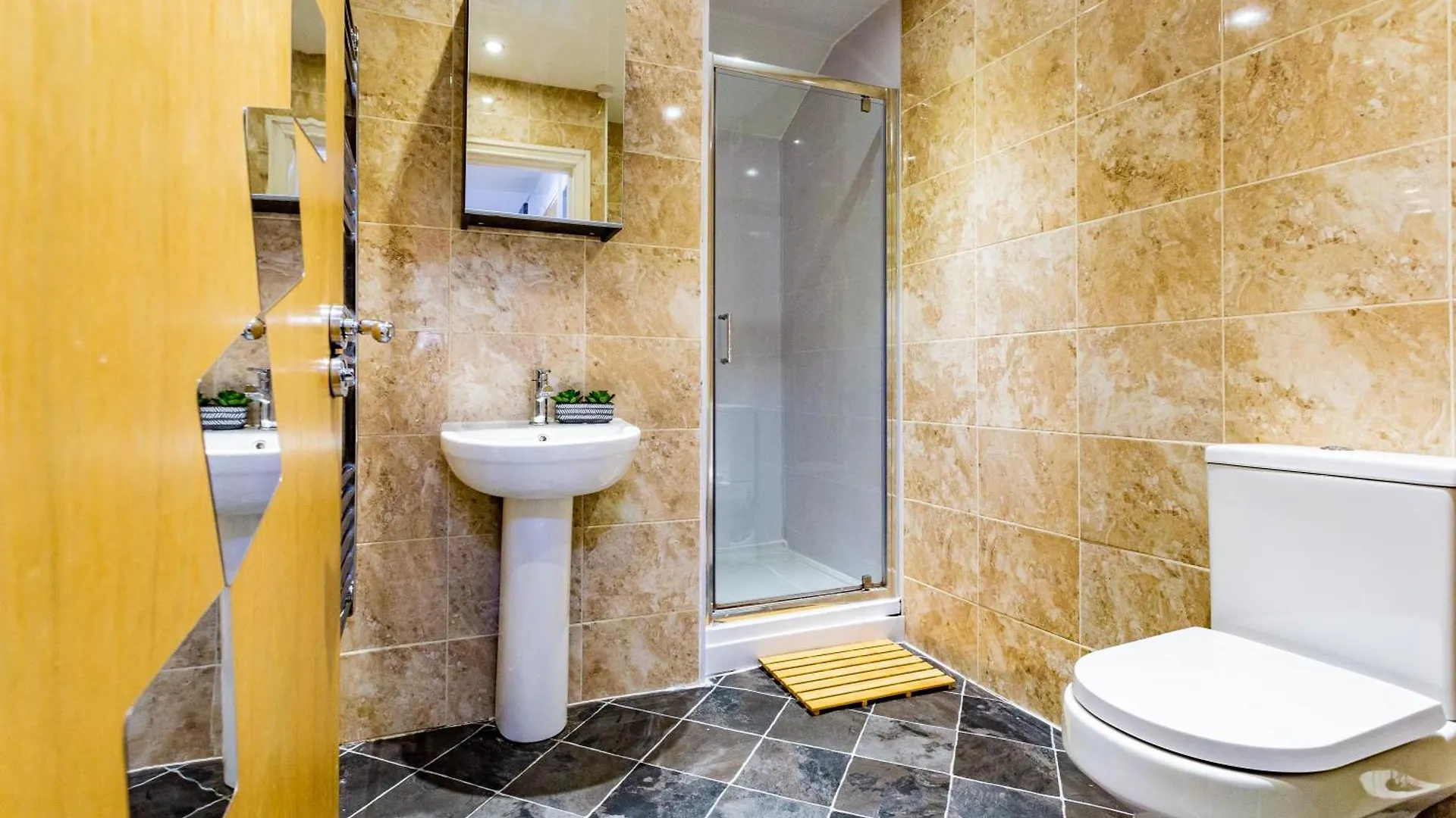 Exclusive City Centre Apartment Newcastle upon Tyne