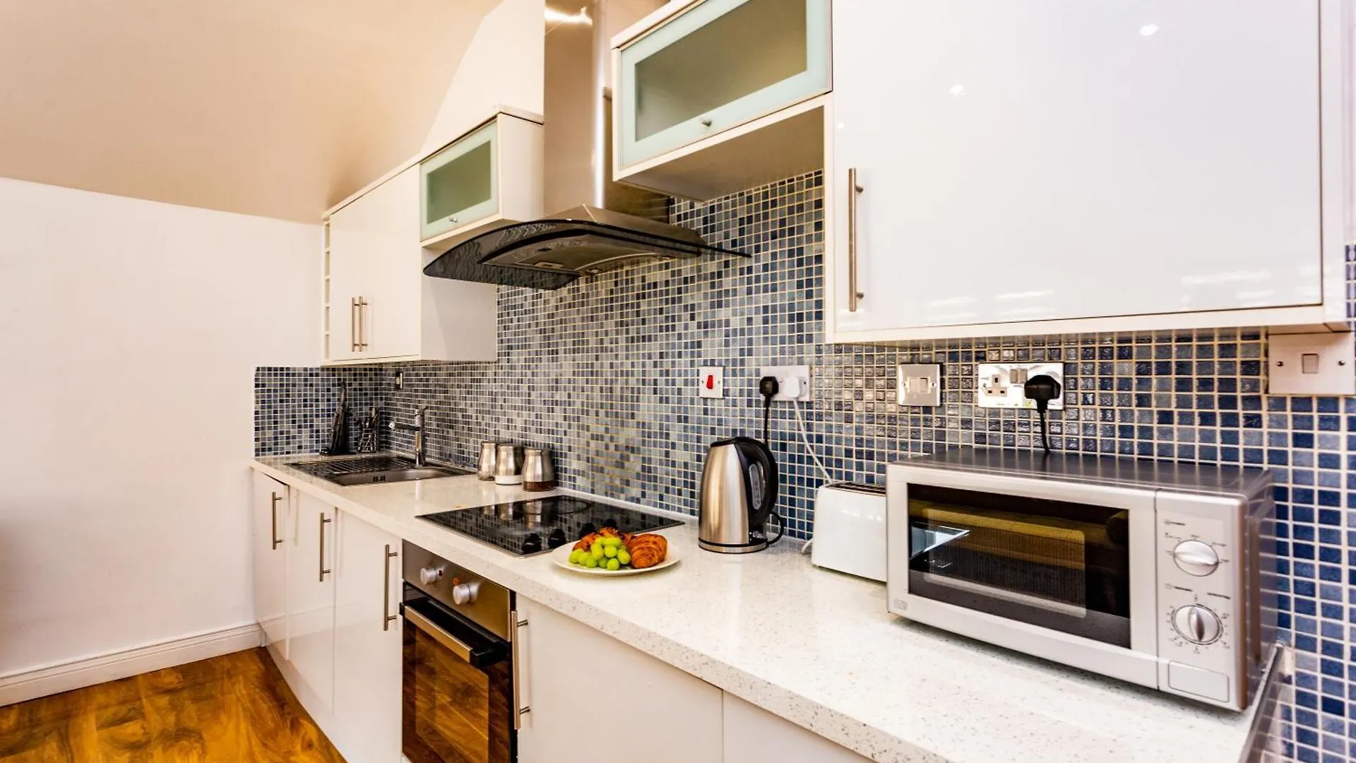 Exclusive City Centre Apartment Newcastle upon Tyne 0*,