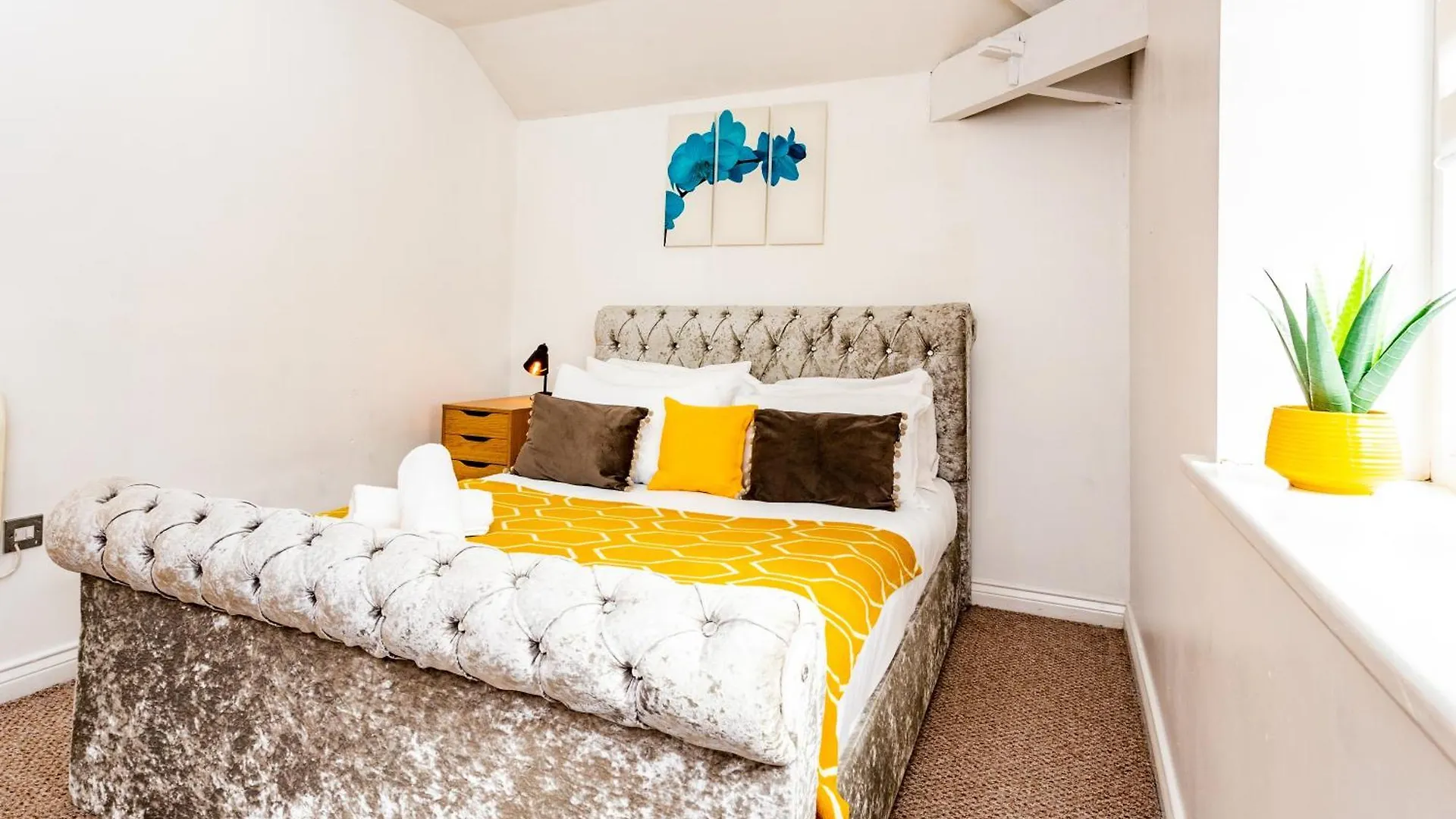Exclusive City Centre Apartment Newcastle upon Tyne 0*,  United Kingdom